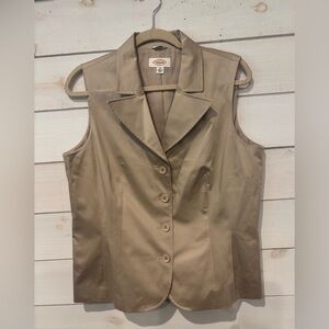 Talbots Tan Sleeveless Button-Down Vest in size 16. Great condition!